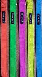 Kiwaq Dressuurlijn/Politielijn FLUO 25mm  in 200 en 300 cm.